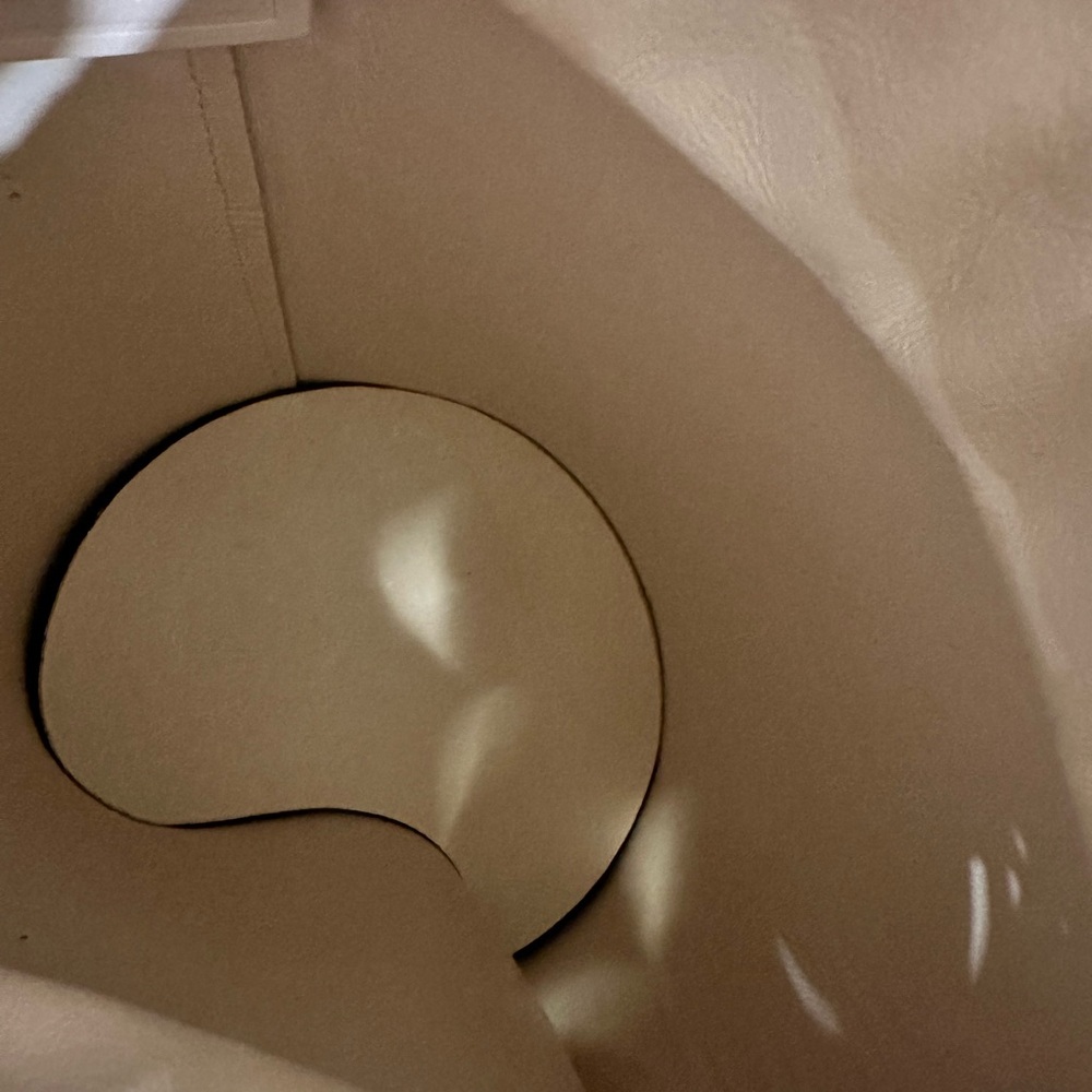 Giaquinto Bucket Bag - Picture 5 of 8